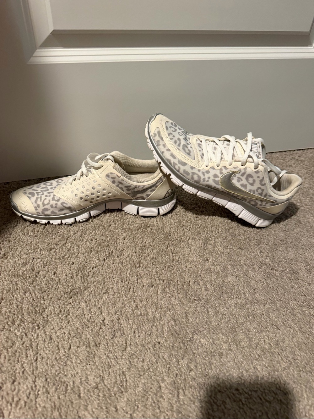 Nike Women's Cream and Light Gray Leopard-Print Training Shoes